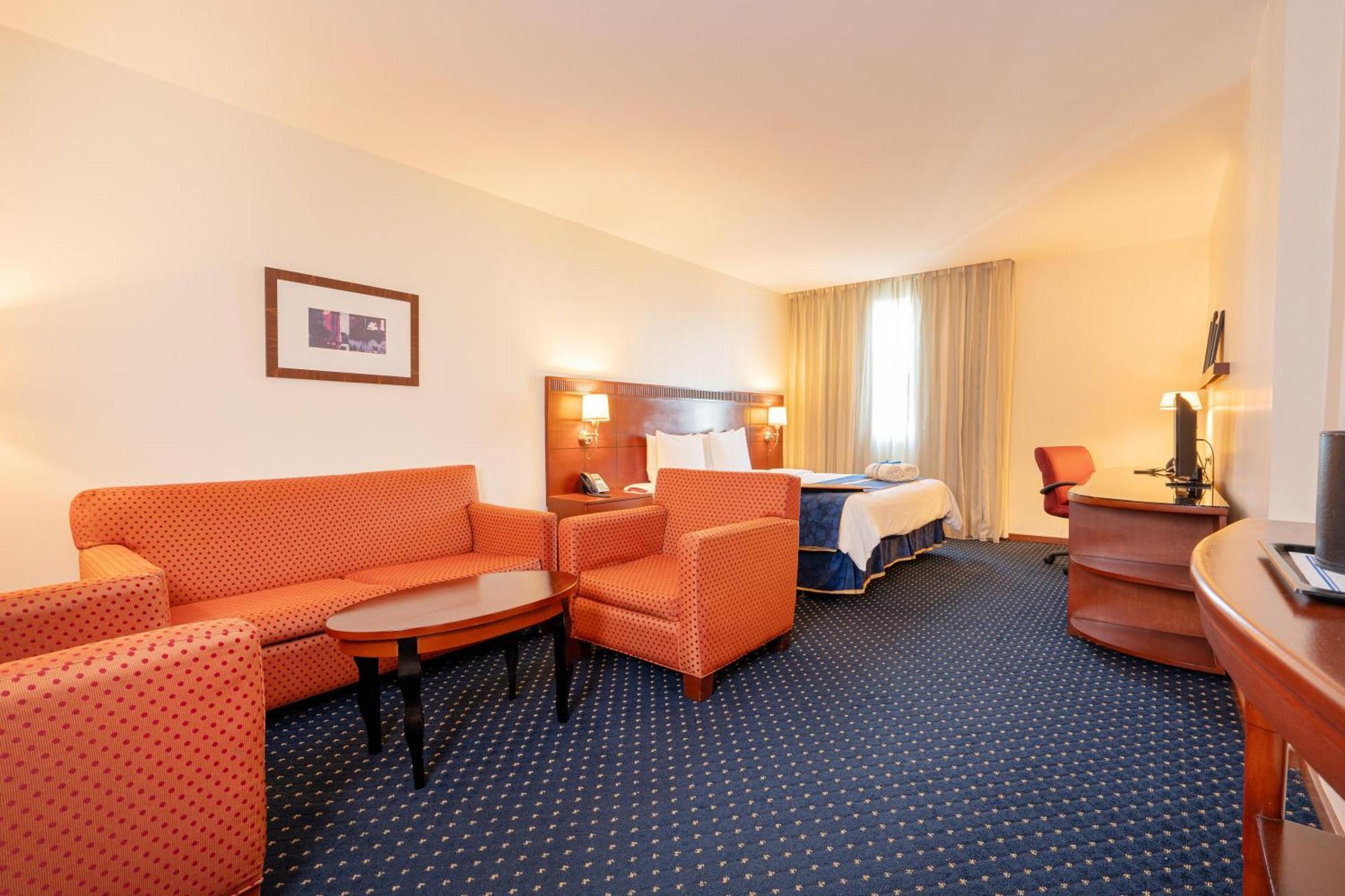 Hodelpa Garden Court Otel Santiago De Los Caballeros Dış mekan fotoğraf